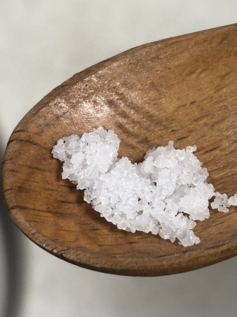 ひんぎゃの塩は粒が大きい