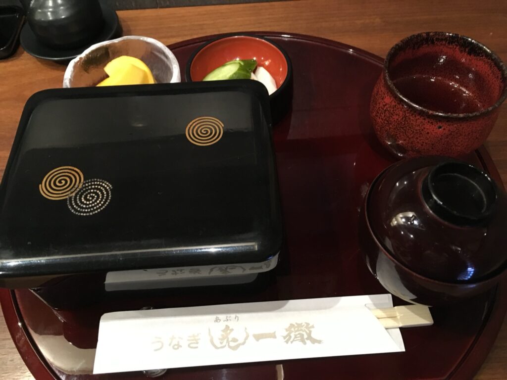 坂東太郎のうな重が出てきました